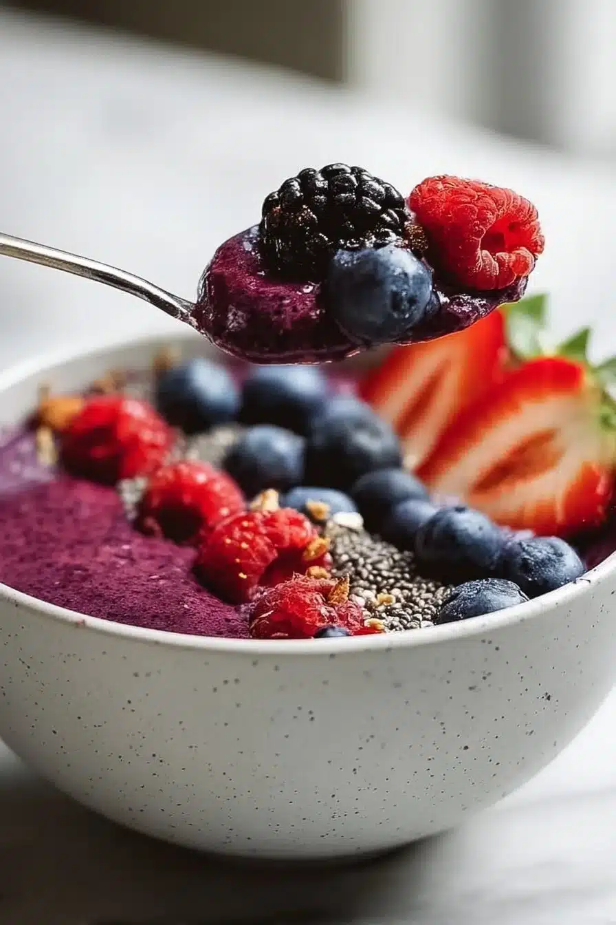 Best Mixed Berry Breakfast Smoothie Bowl for a Fresh Start